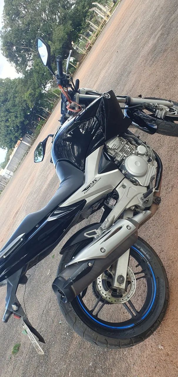 Fazer 250