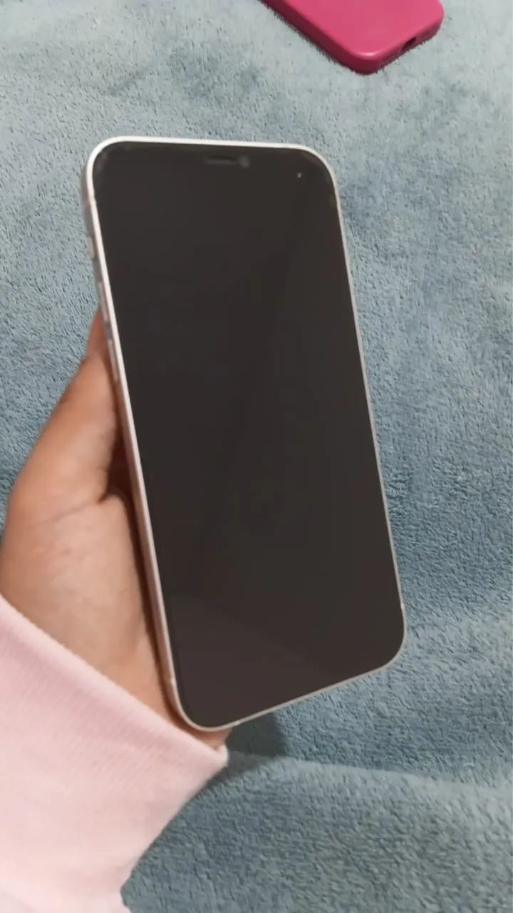 iPhone 12 
