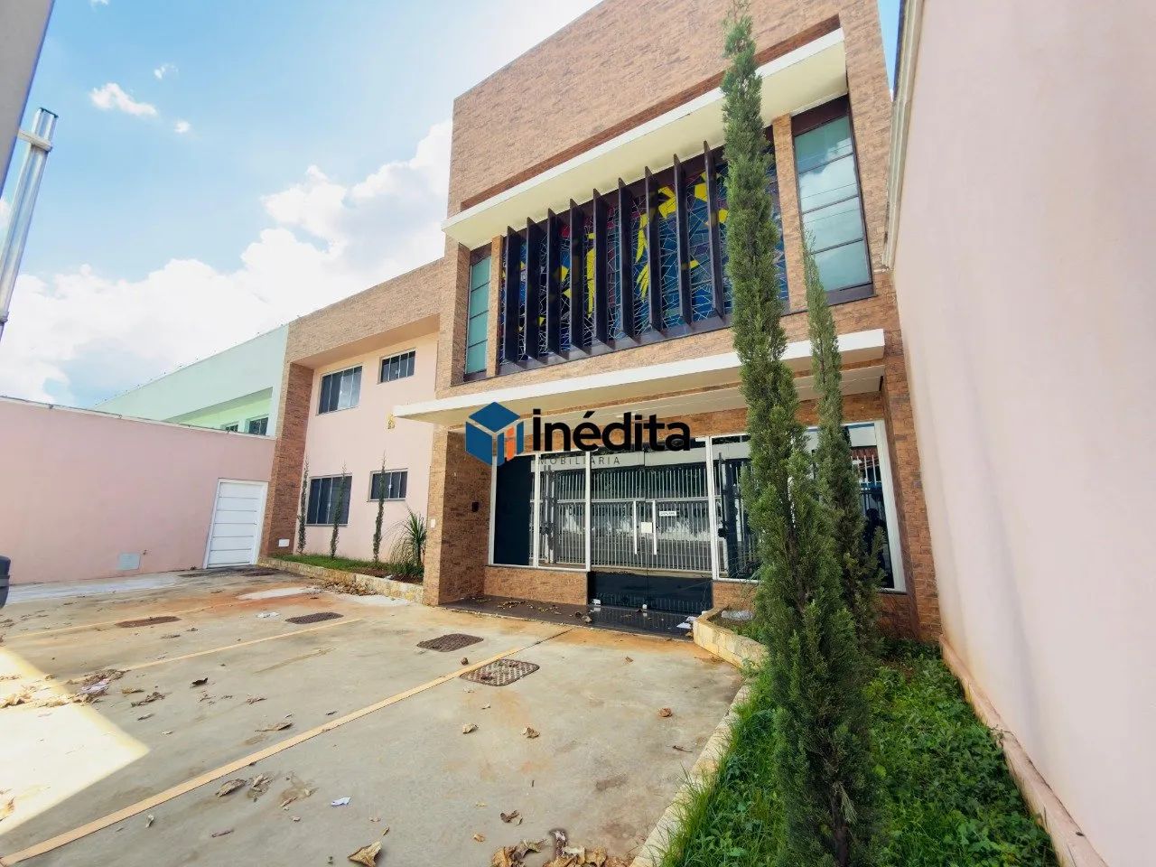 Excelente Oportunidade - Prédio Comercial Com 17 Salas - Vila Monticelli - Goiânia/GO