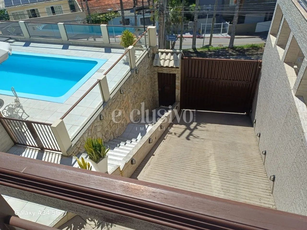 Ampla casa no Abraão com vista para o mar com piscina e área gourmet - Foto 4