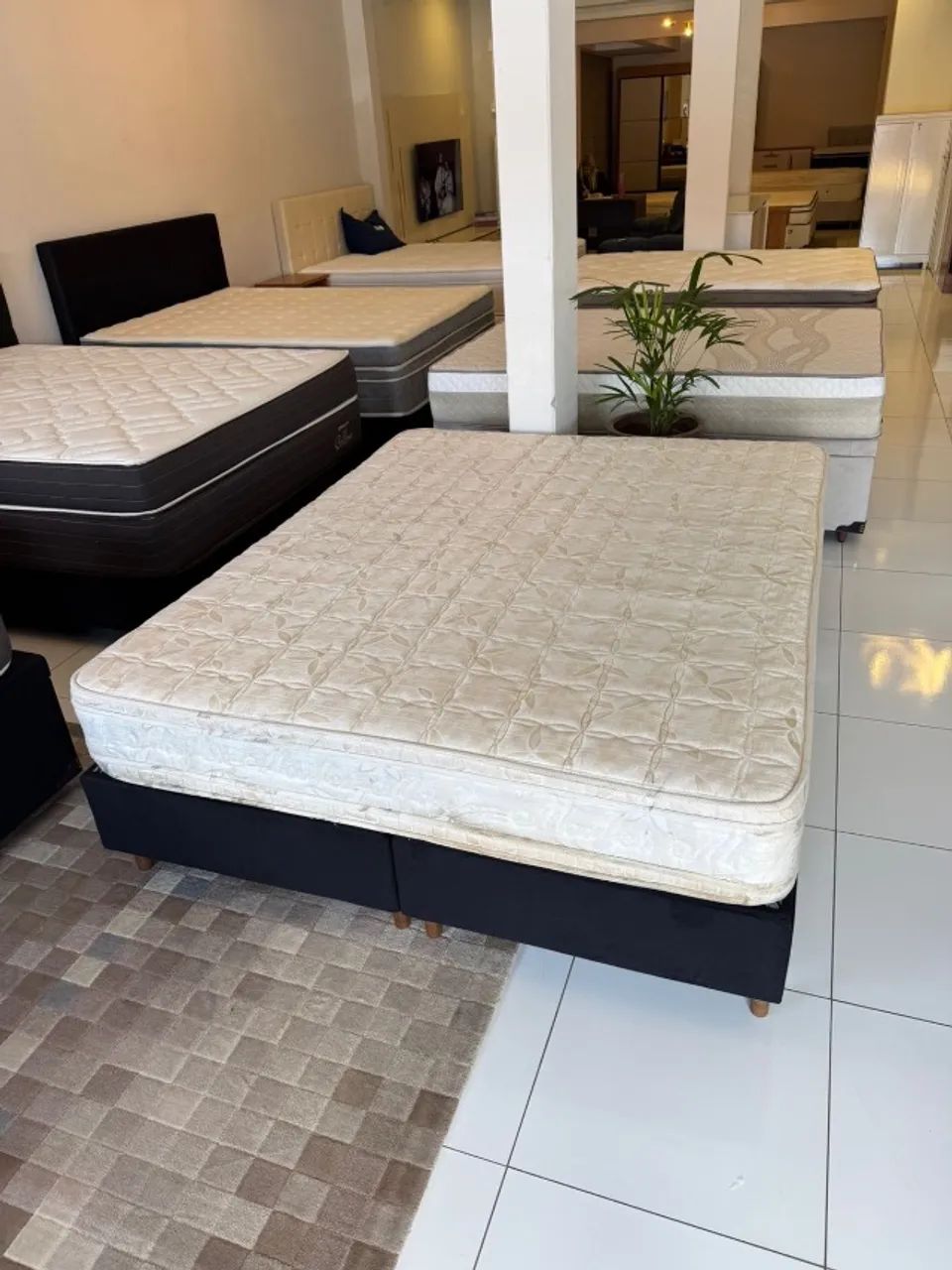 Cama Queen MAXFLEX USADO - Entrego HOJE!  - Foto 2