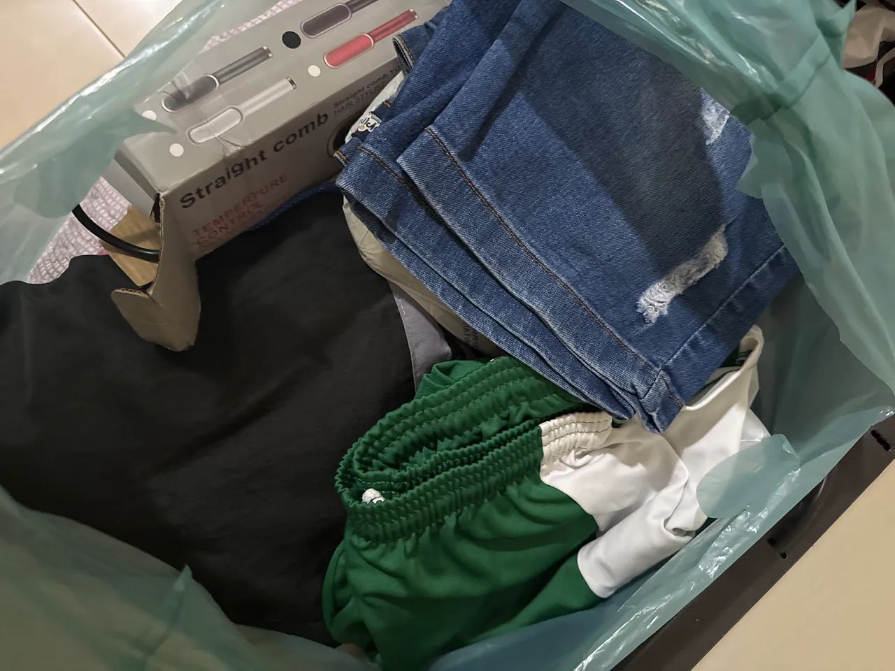 Doa ção de roupas para brechó  - Foto 2