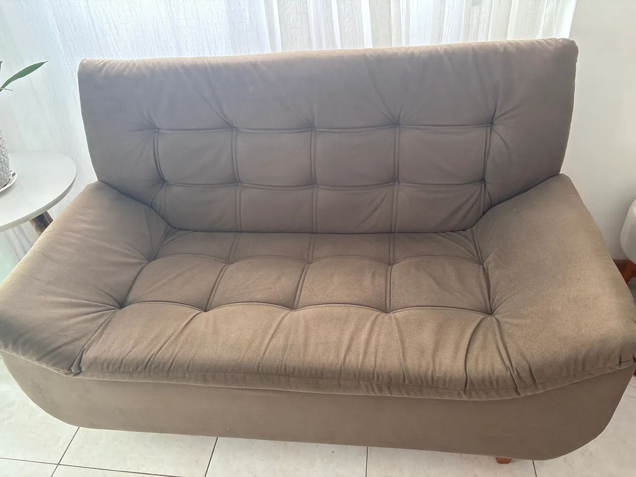 Vendo Sofá 2 lugares - Foto 2