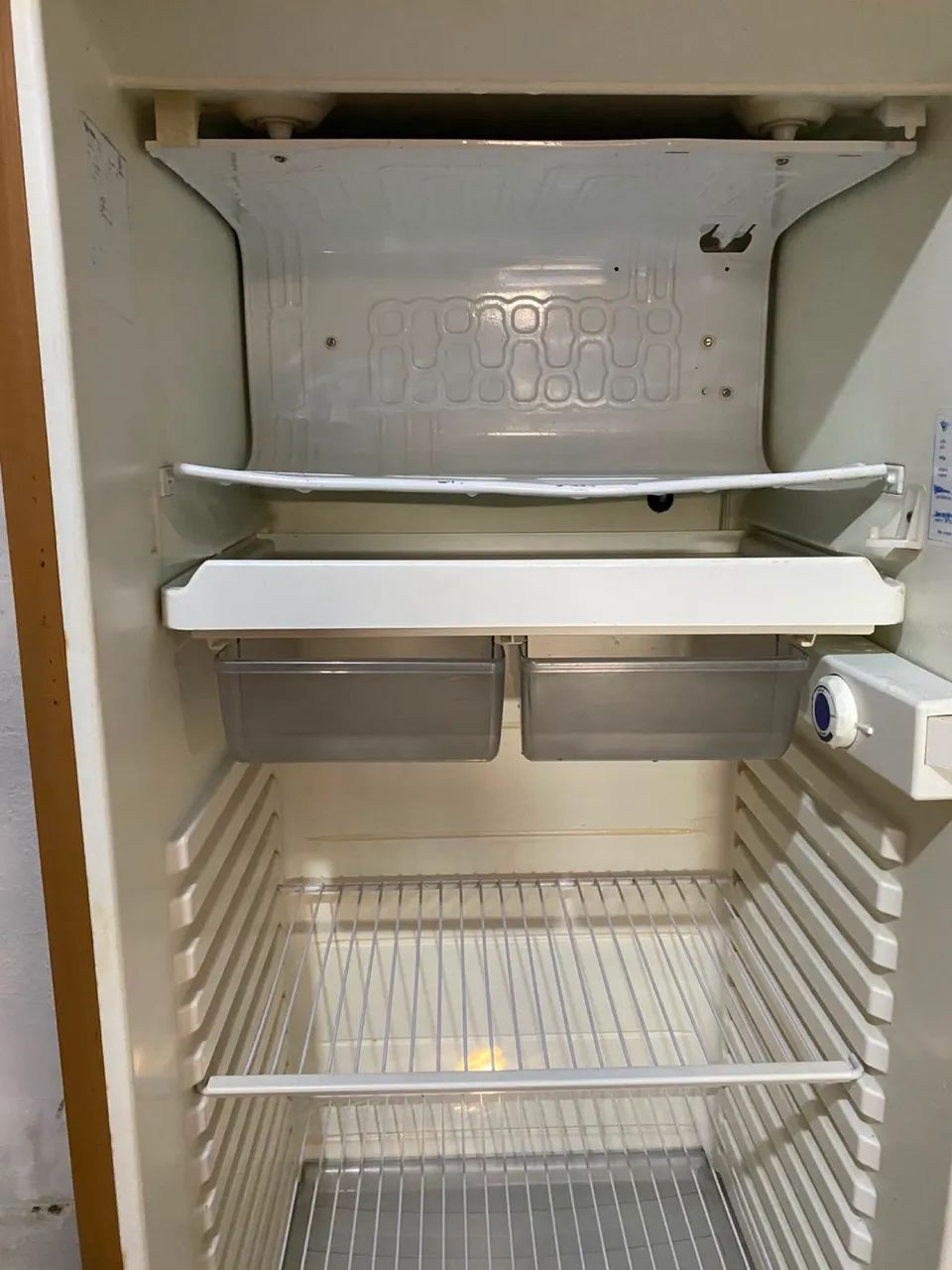 Vendo geladeira consul 