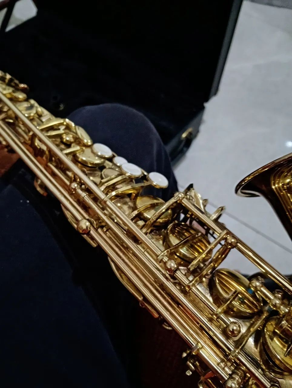 Saxofone Eagle Modelo 0405 - Foto 2