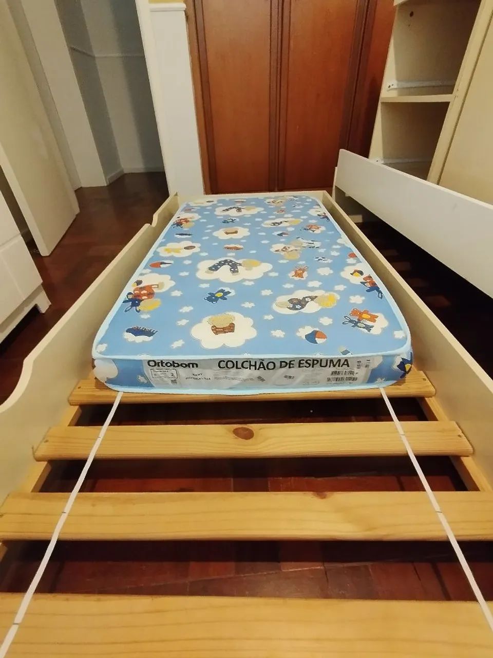 Berço multifuncional com colchão infantil. Marca DIVICAR. - Foto 6