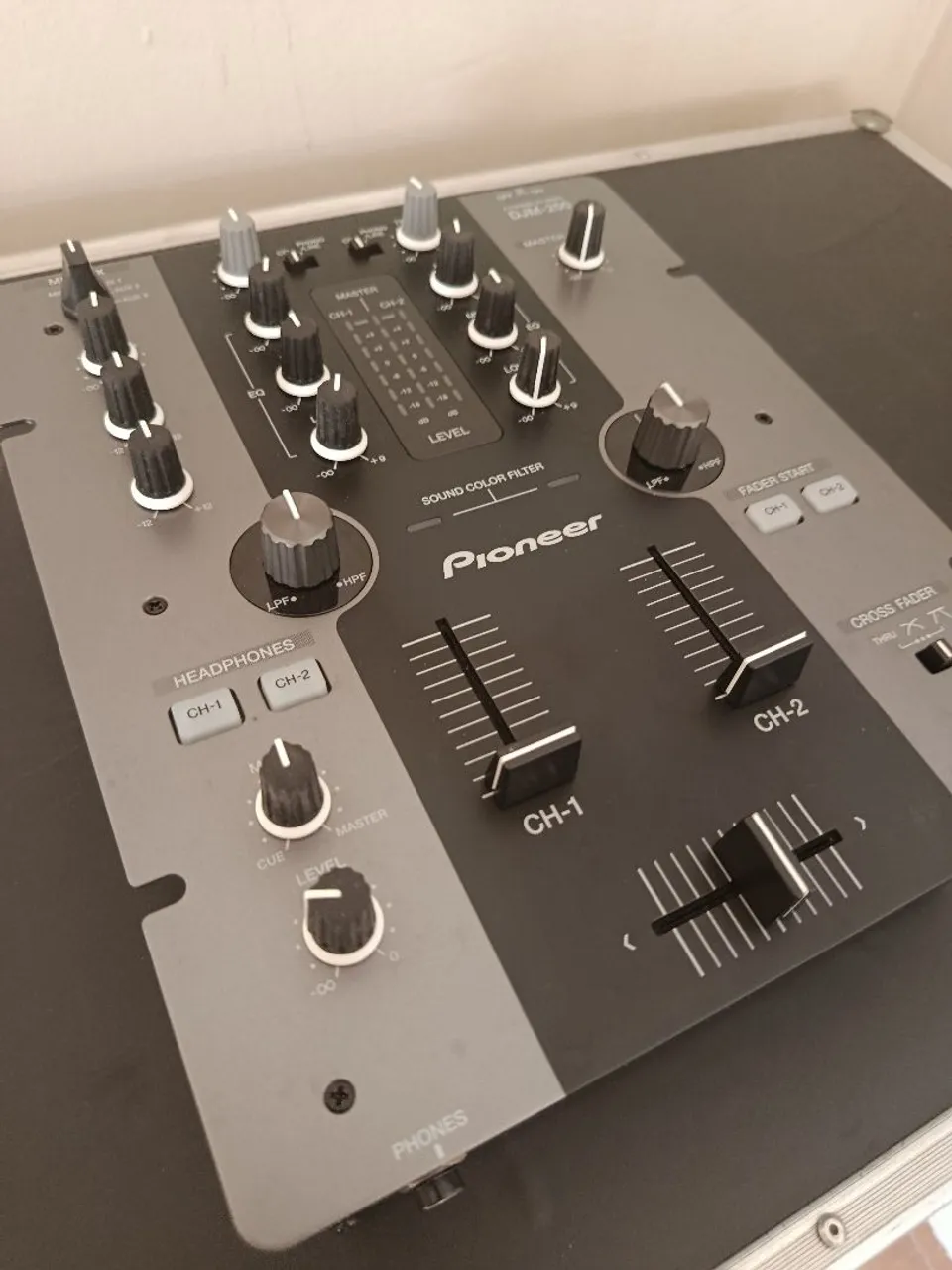 mixer djm 250