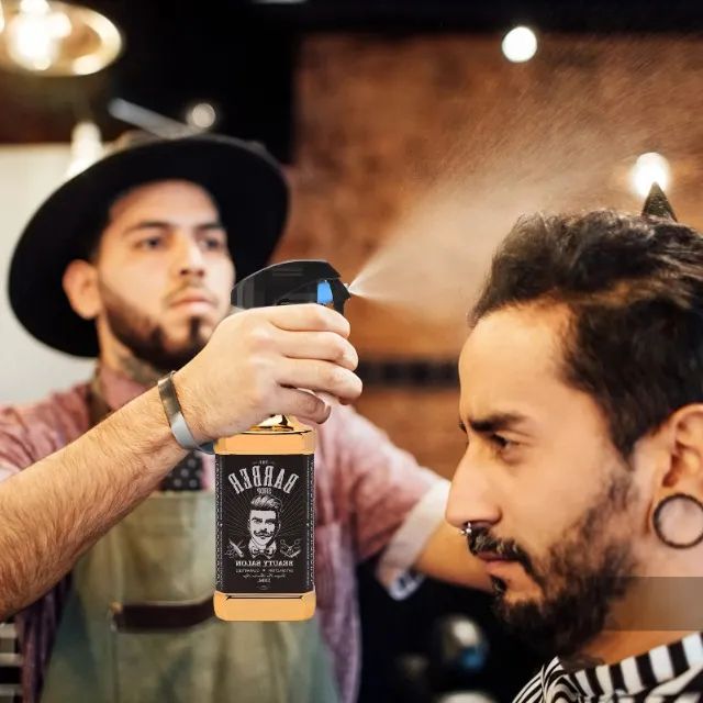 PRONTA ENTREGA Garrafa Spray Barbearia ou Multi uso 500ML - Foto 3