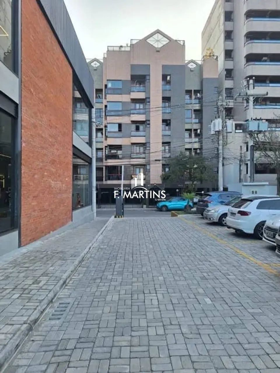 APARTAMENTO ATERRADO