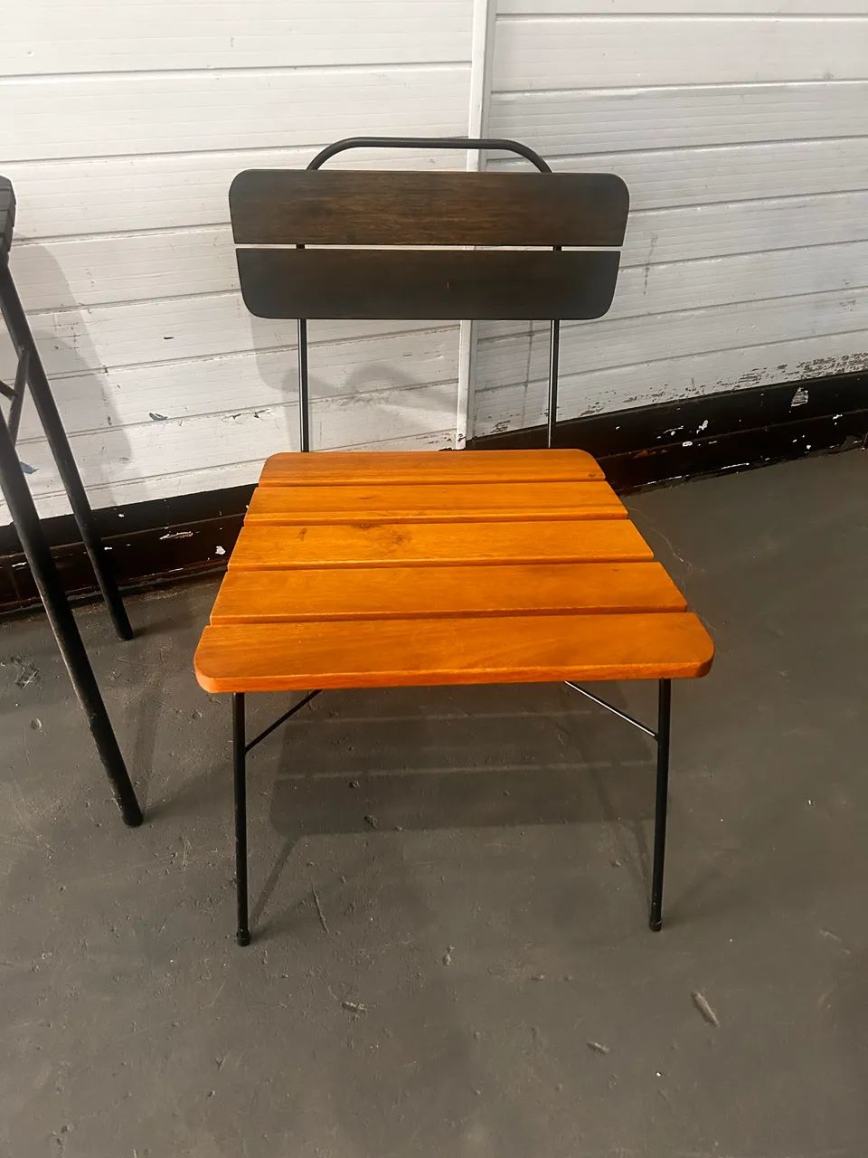 Jogo de mesa e duas cadeiras  - Foto 4