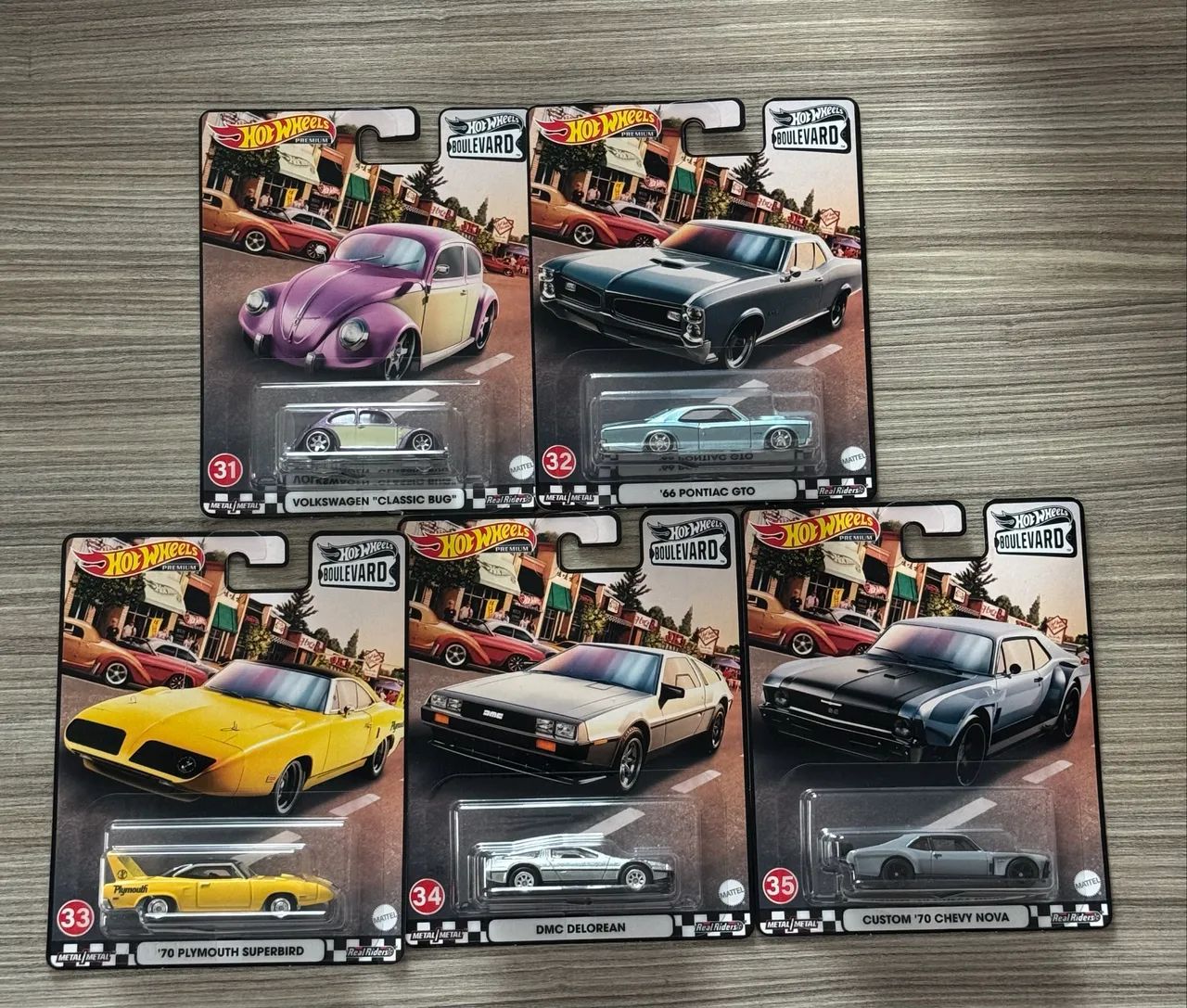 Hot Wheels Set Boulevard 31 a 35 - Fusca - Superbird - Delorean