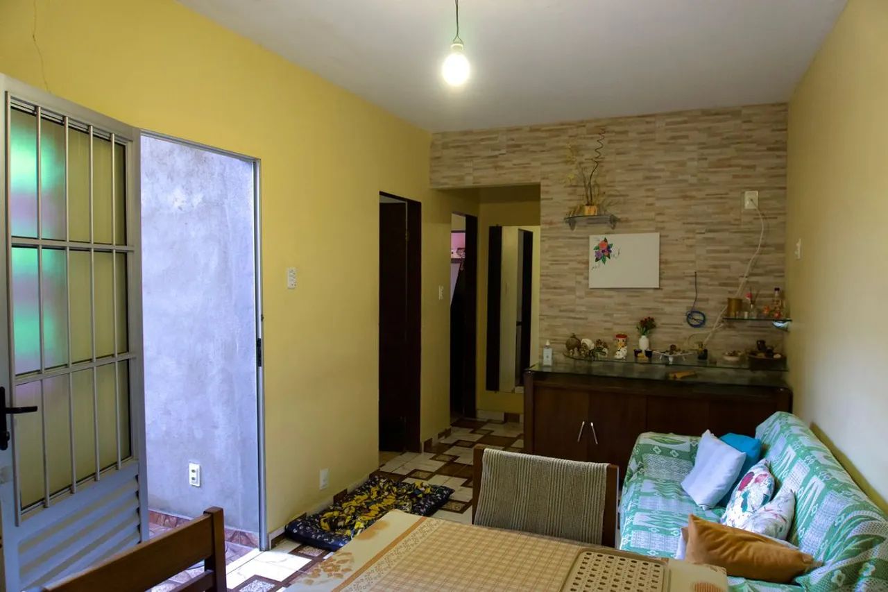 Casa à Venda - Concórdia, 6 Quartos, 342 m2 - Foto 2