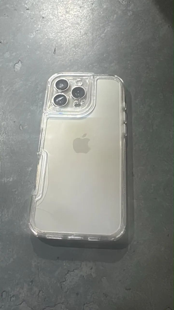 iPhone 16 pro max / 256 gigas !
