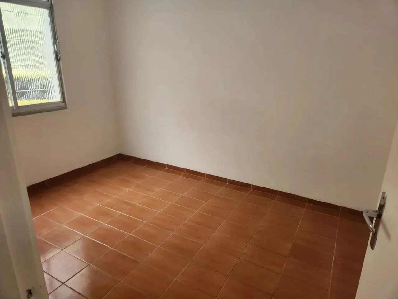 Casa de Vila para aluguel possui 59 metros quadrados com 2 quartos - Foto 4