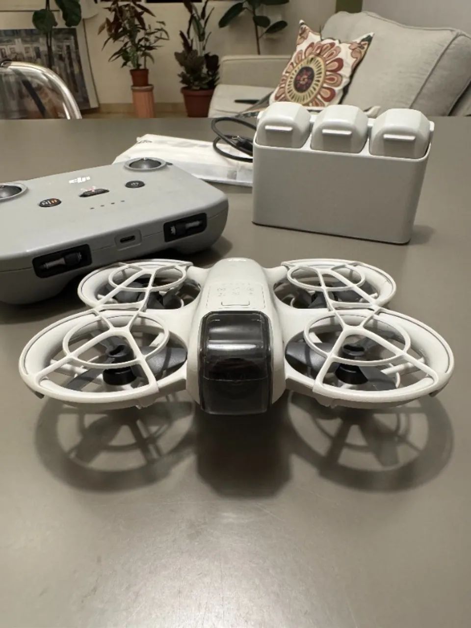 Drone DJI Neo 1 Combo Fly More - Seminovo - Foto 2