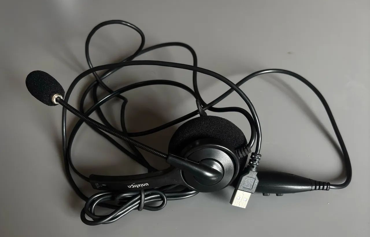 Headset Unixtron USB com Microfone - Profissional