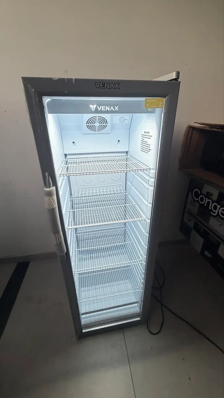 Expositor Venax 209 litros 220v zerado - Geladeiras e Freezers