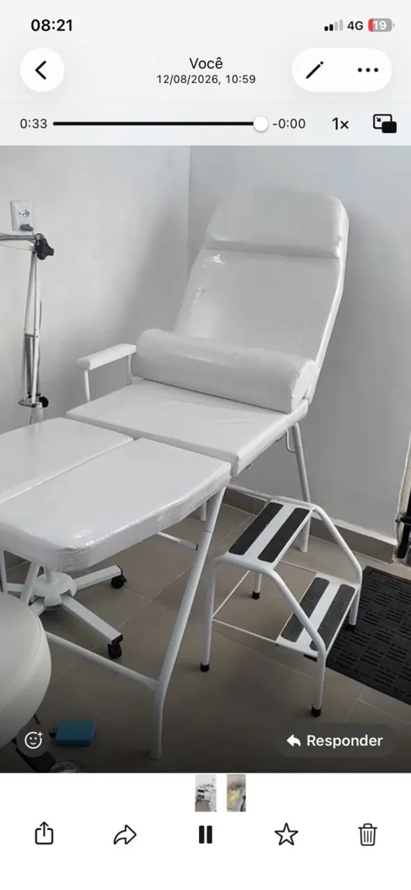 Cadeira para estética e podologia em ótimo estado 