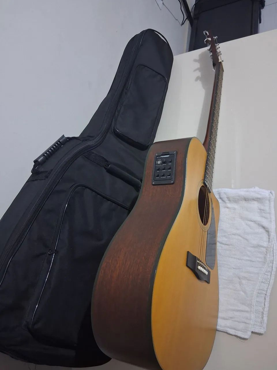 Violão fender modelo CD-100 CE 