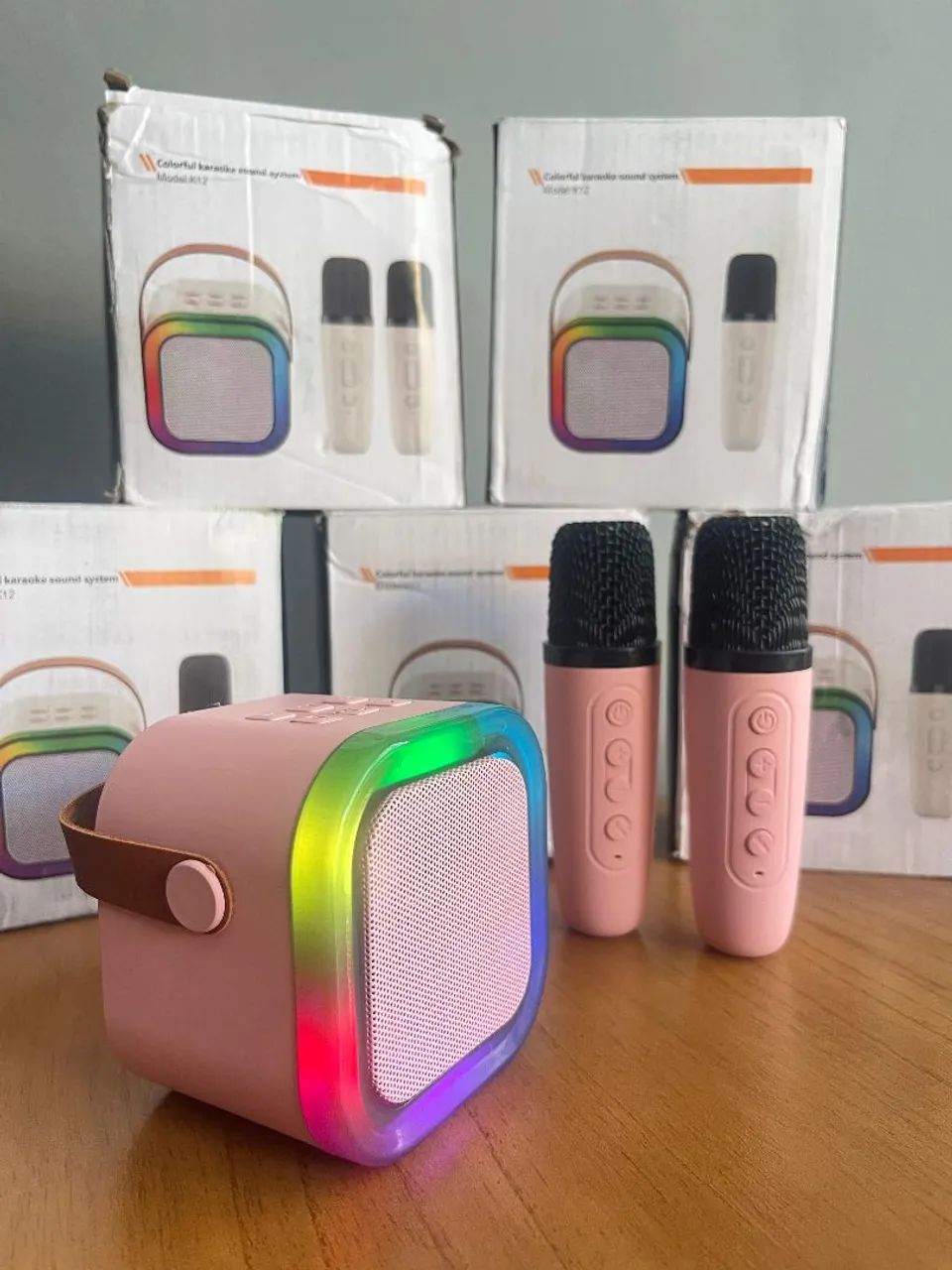 CAIXINHA DE SOM COM 2 MICROFONES BLUETOOTH/ NOVA - Foto 2