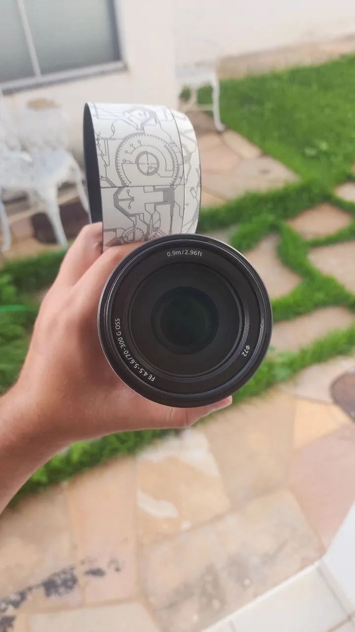 Lente sony 70 300 G semi nova  com acessorios  - Foto 4