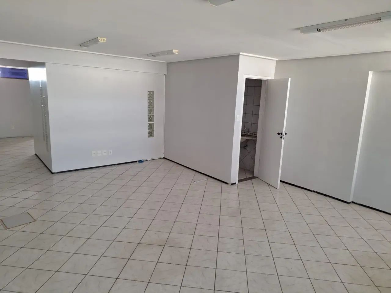 Alugo Sala Comercial No Renascença Ed Planta Tower - Foto 2