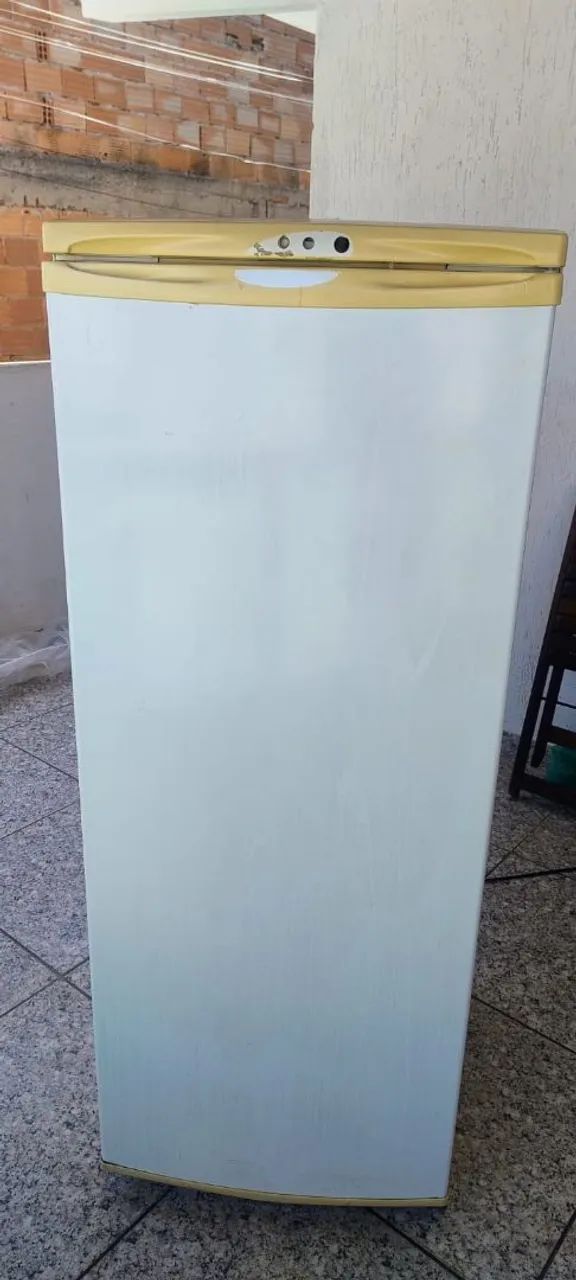 Geladeira Eletrolux  - Foto 2