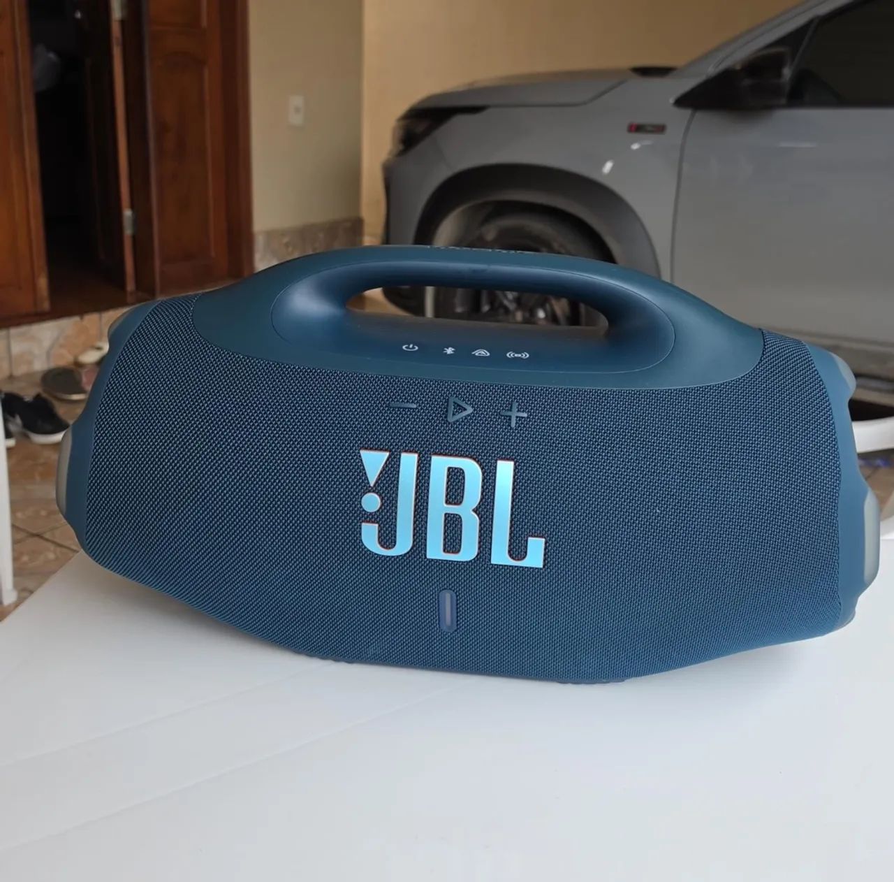 JBL Boombox 4