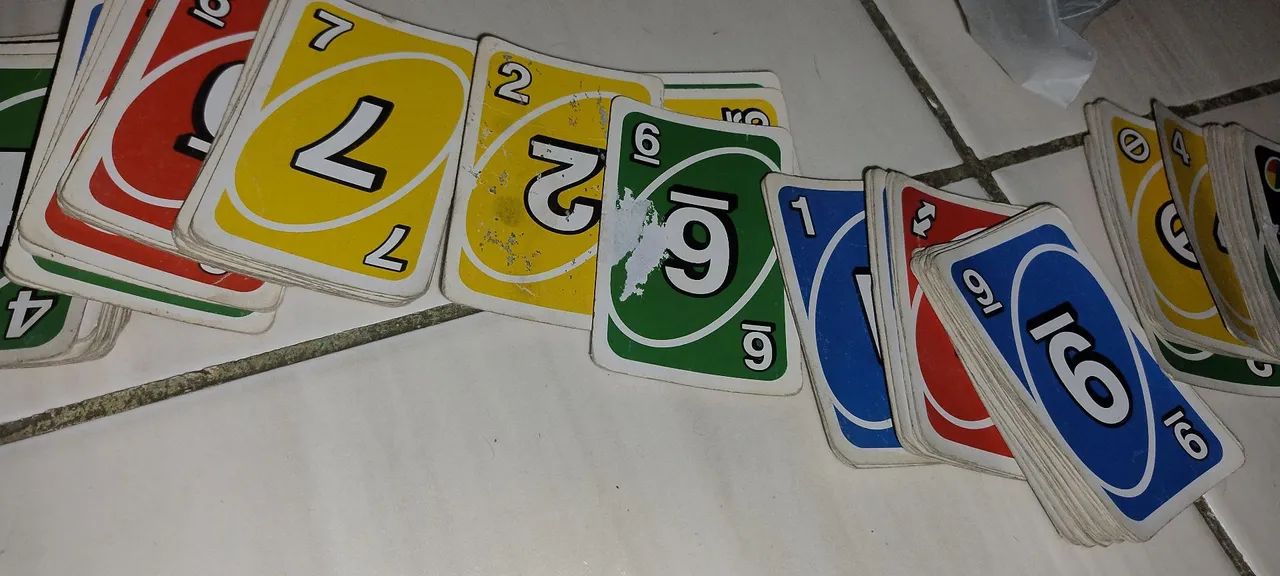 Uno usado, aproximadamente 100 cartas, original  - Foto 4