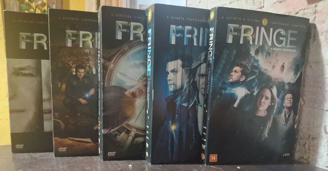 DVD FRINGE SÉRIE COMPLETA COM AS 5 TEMPORADAS - DVD, Blu-Ray e