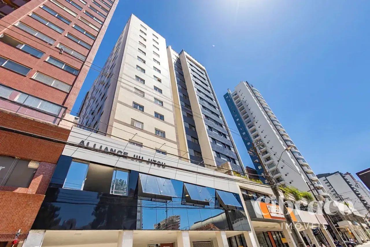 Apartamento no Centro com 1 quarto de 45m² - Edifício Astro