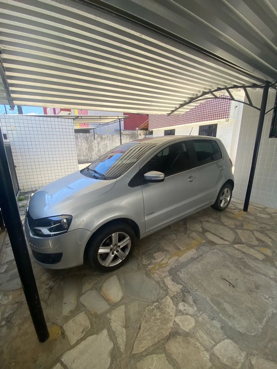 Volkswagen Fox Fox 1.0 Mi Total Flex 8V 5p 2012