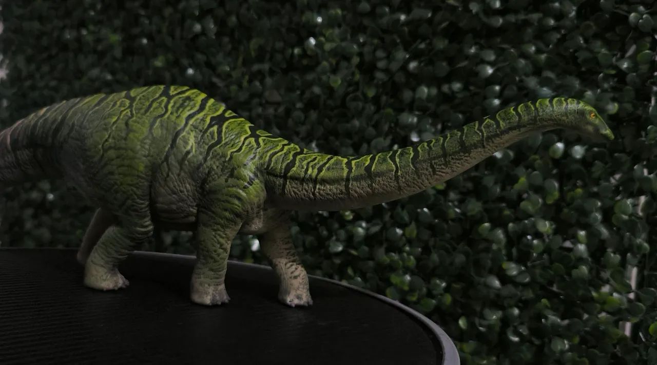APATOSSAURO - Dinossauro Colecionável - Foto 4