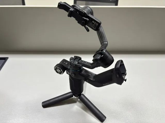 Feiyutech Scorp Mini 3 Gimbal para Camera e Celular - Foto 4