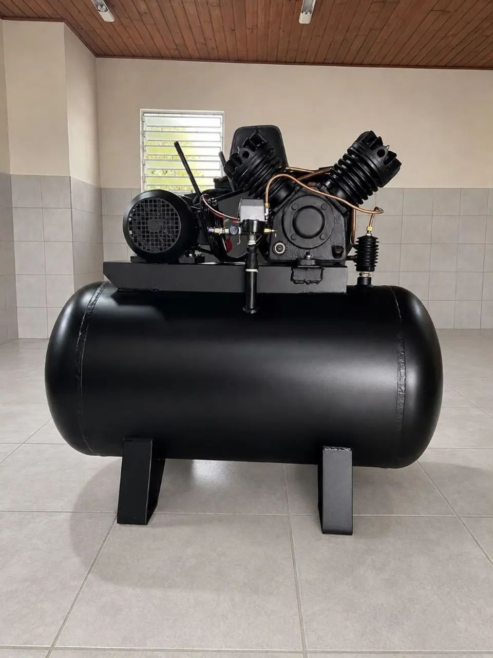 Compressor de Ar 15 Pés