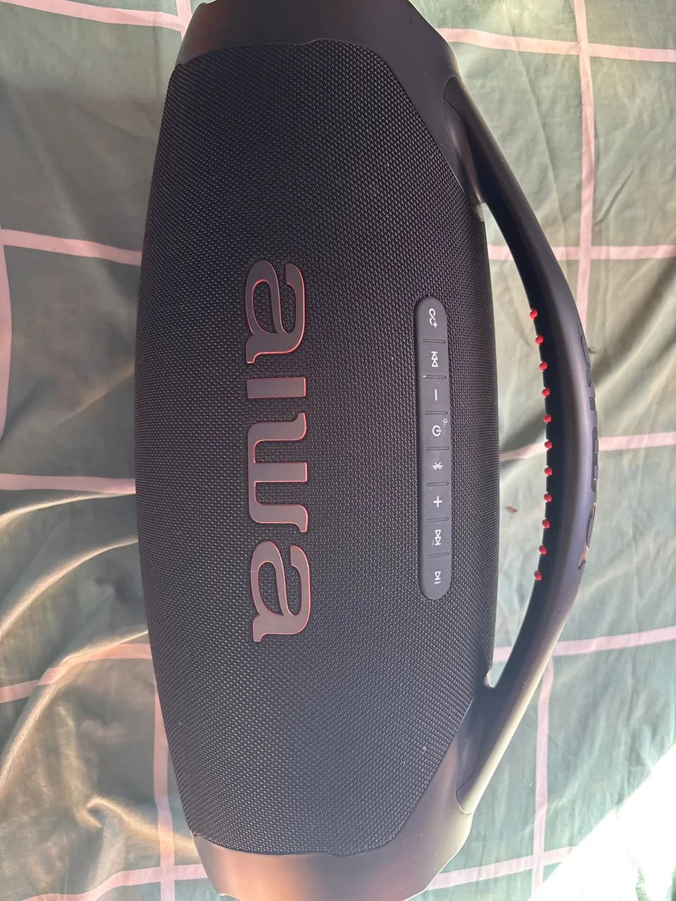 CAIXA DE SOM AIWA BOMBOX 