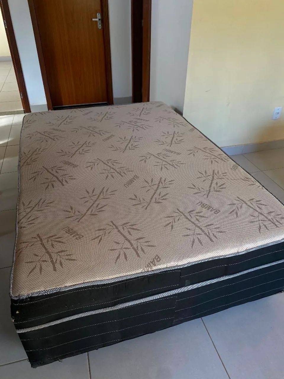 Cama box