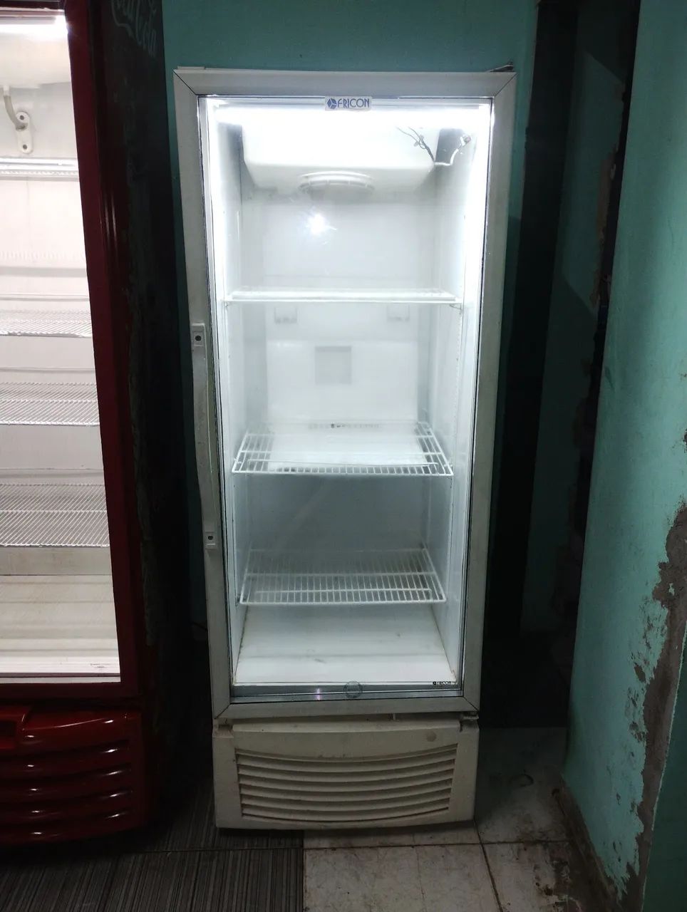 Vendo este expositor de bebidas funcionando perfeitamente  - Foto 5