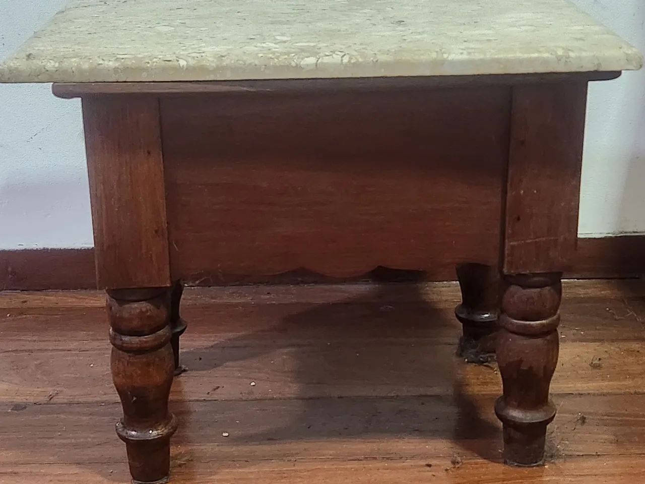 Mesa Madeira Maciça/Rústica com Mármore ( Antiguidade )65570167305859121