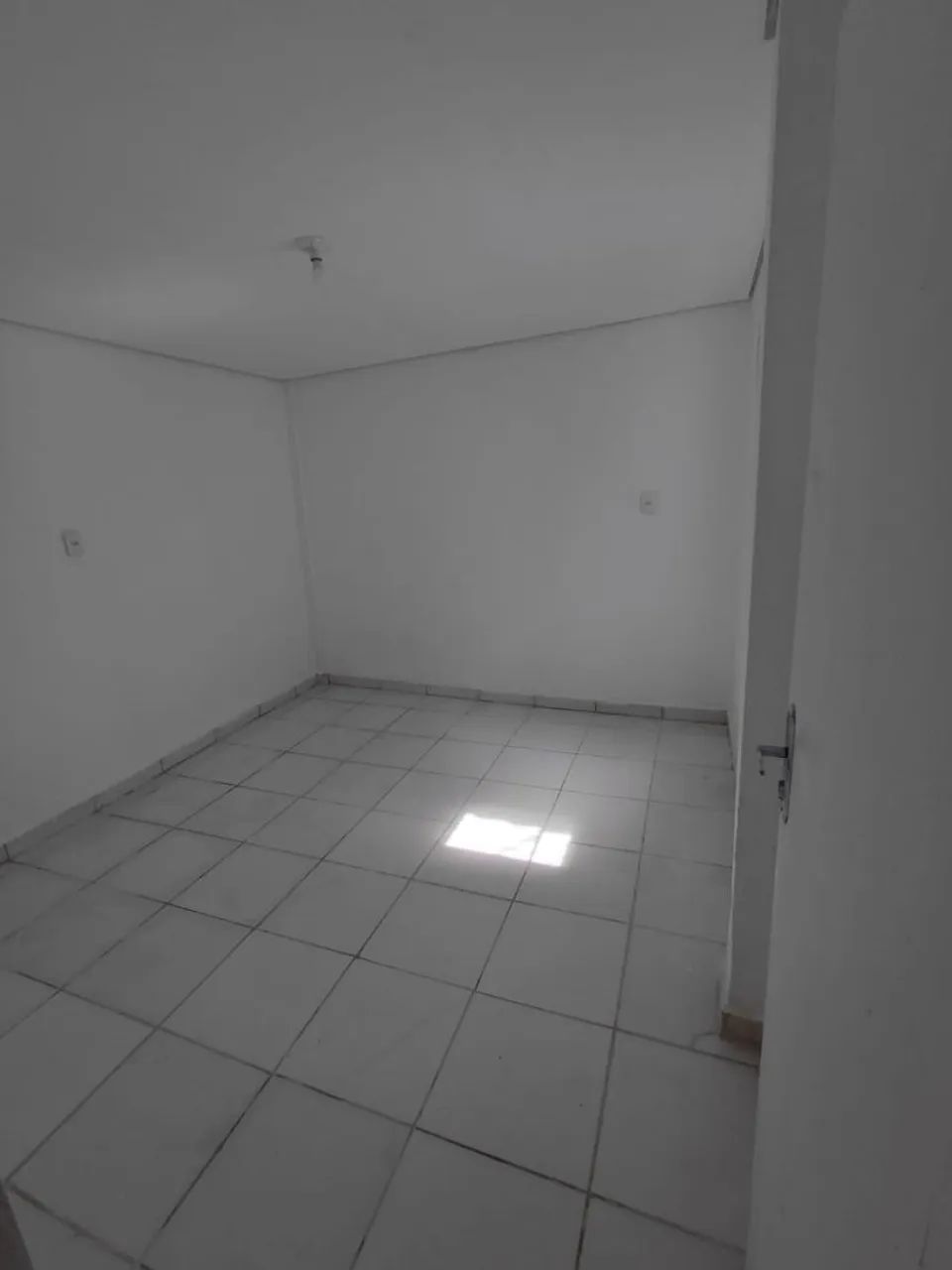 Vendo O alugo 4 casas no centro de Cuiabá Próximo a câmera dos vereadores - Foto 2