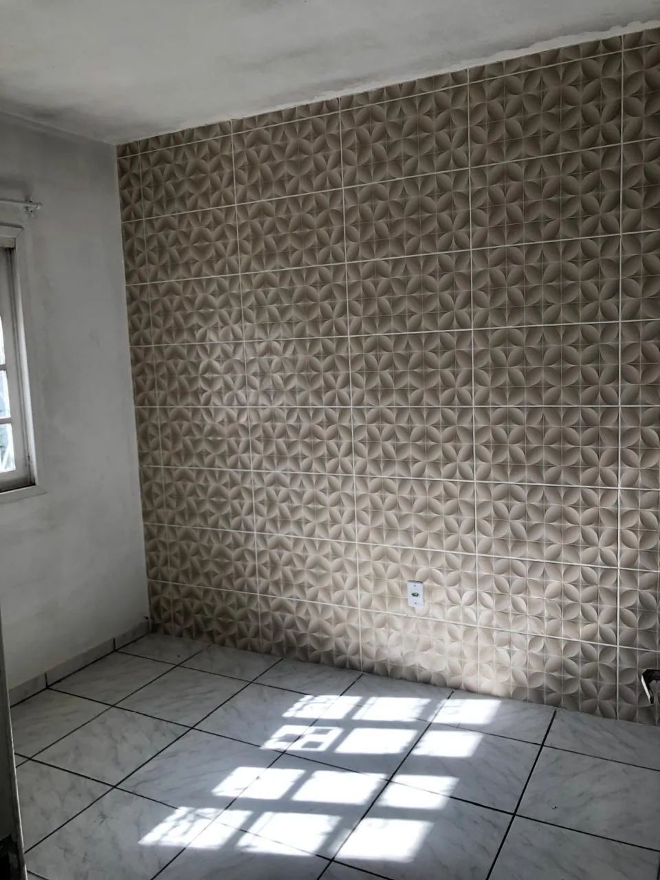 Linda Kitnet/Casa em terreno familiar - Foto 3