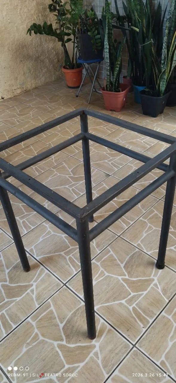 MESA COM TAMPO DE MADEIRA - Foto 5