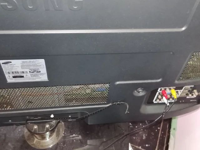 Televisão da marca Samsung digital e com o controle 55,plgd: valor 800$ - Foto 4