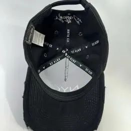 BONÉ NYC RASGADINHO PRETO FORRO BRANCO - Foto 2