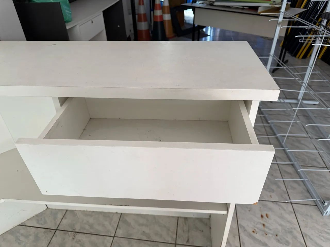 Balcão para loja em L - Foto 4