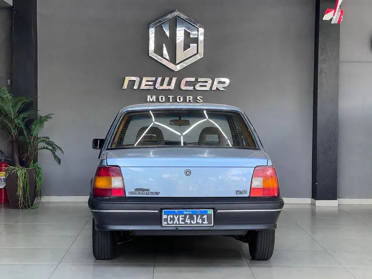 Chevrolet Monza Classic SE 2.0 /MPFI e EFI 2p e 4p, foto 2 de 6