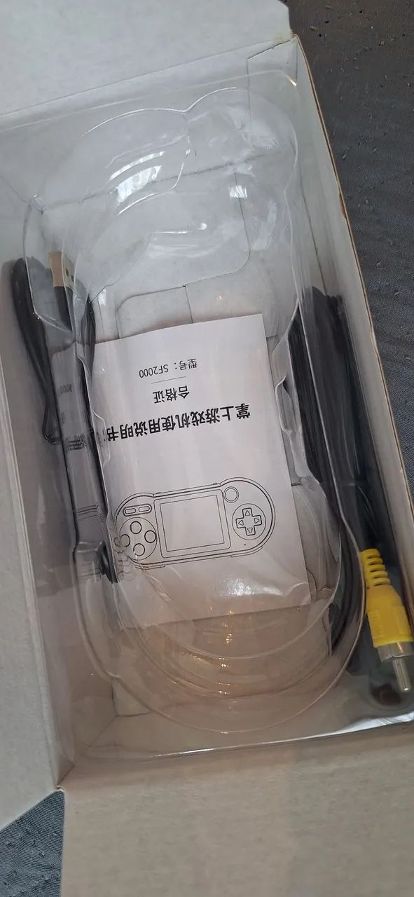 SF2000 CO SOLE DE JOGOS PORTÁTIL NOVO - Foto 6