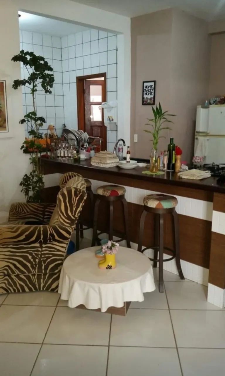 CASA À VENDA EM COQUEIROS, FLORIANÓPOLIS/SC