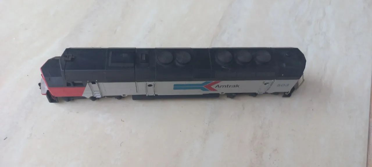 Locomotiva Amtrak FP45 escala HO  - Foto 4