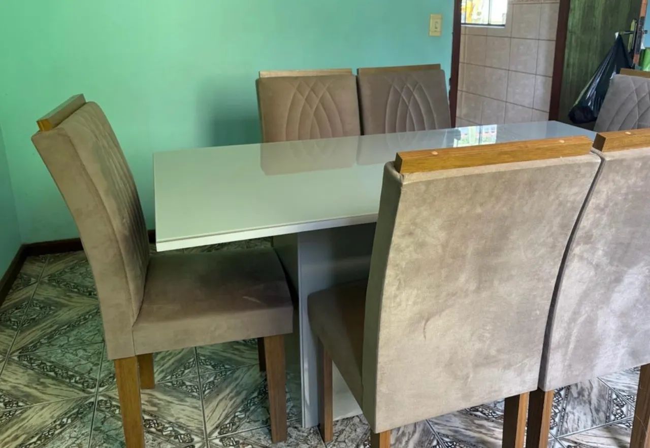 Mesa com 6 lugares
